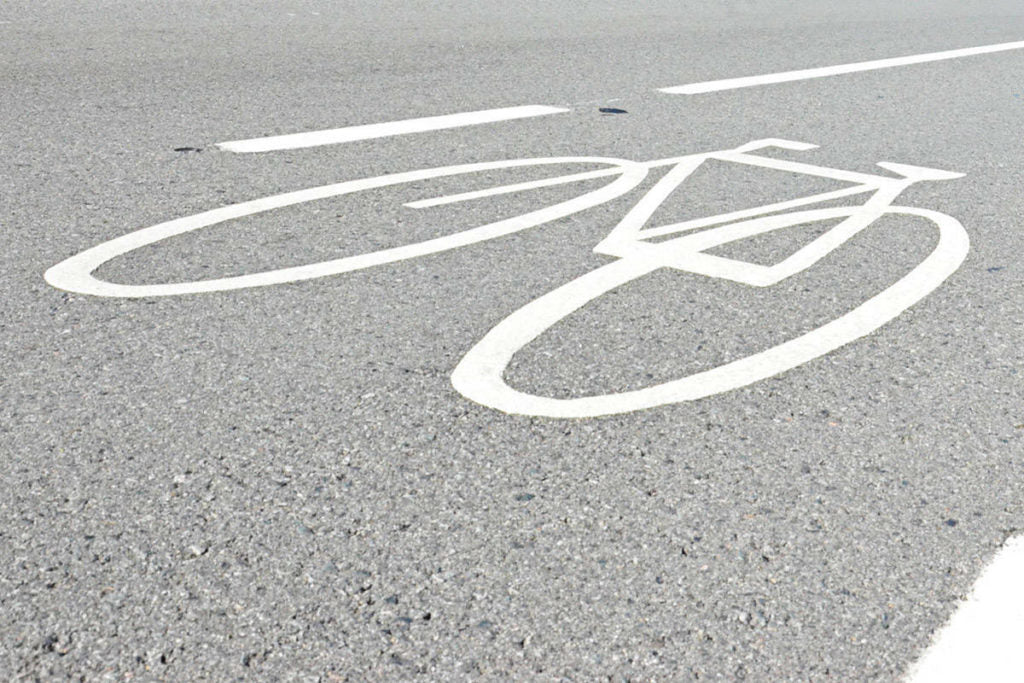 Esquimalt adding new protected bike and pedestrian lanes in 2023