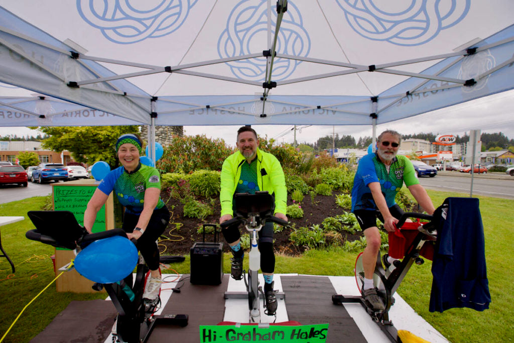 Colwood man pedals eight hours for Victoria Hospice